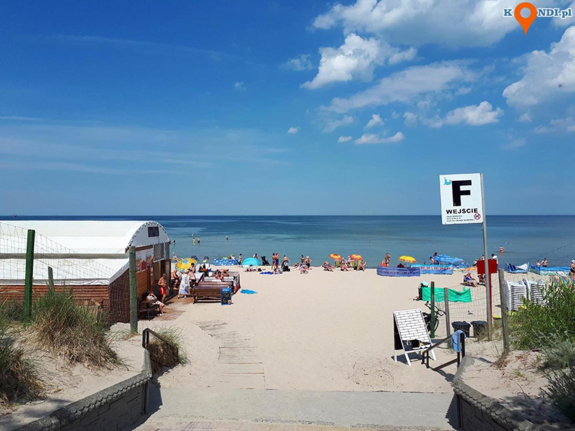 Cozy Apartment 600M From The Sea, Miedzyzdroje Bagian luar foto